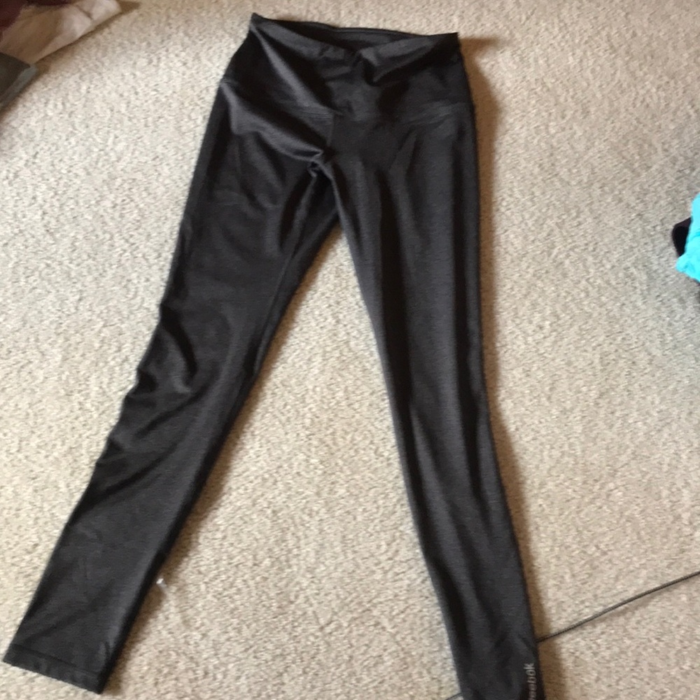 Reebok skinny leg grey leggings size Small